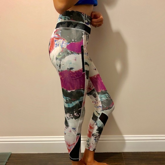 Lululemon run inspire tight leggings - Picture 4 of 8